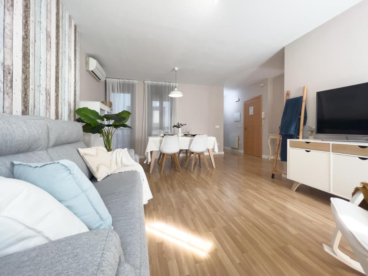 Apartamentos Turisticos Con Alma بلاسينثيا المظهر الخارجي الصورة