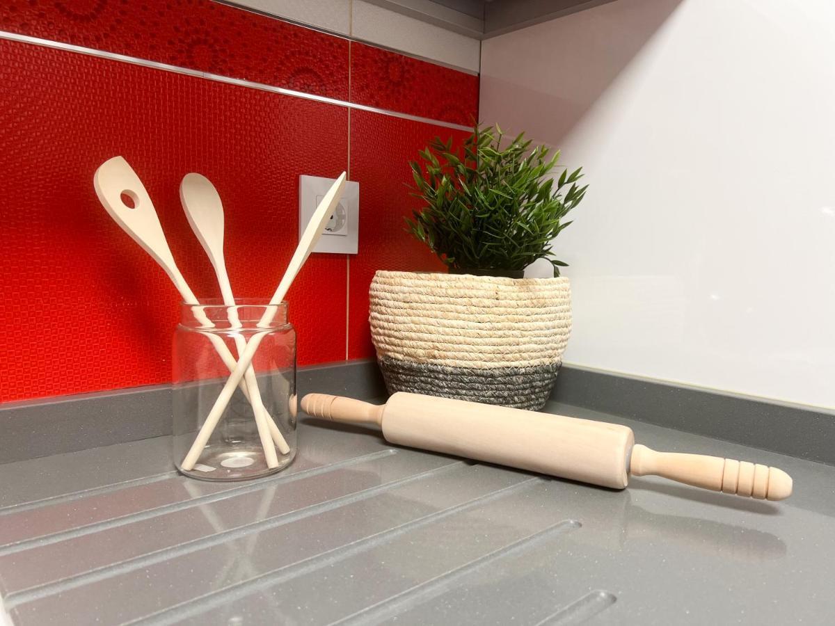 Apartamentos Turisticos Con Alma بلاسينثيا المظهر الخارجي الصورة